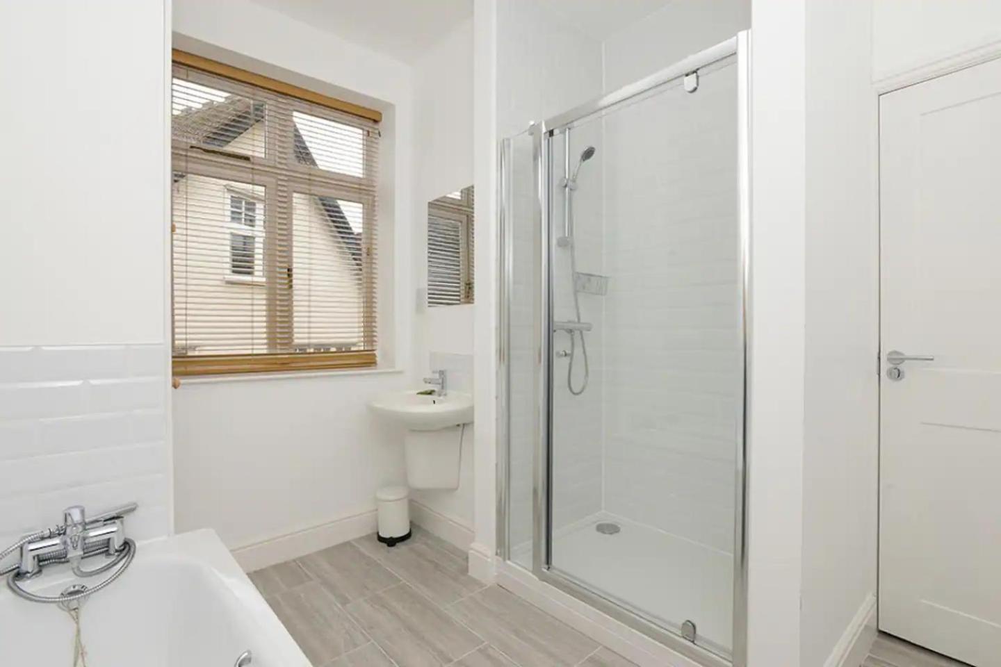 The Dagmar Grove Apartments Nottingham Exterior photo